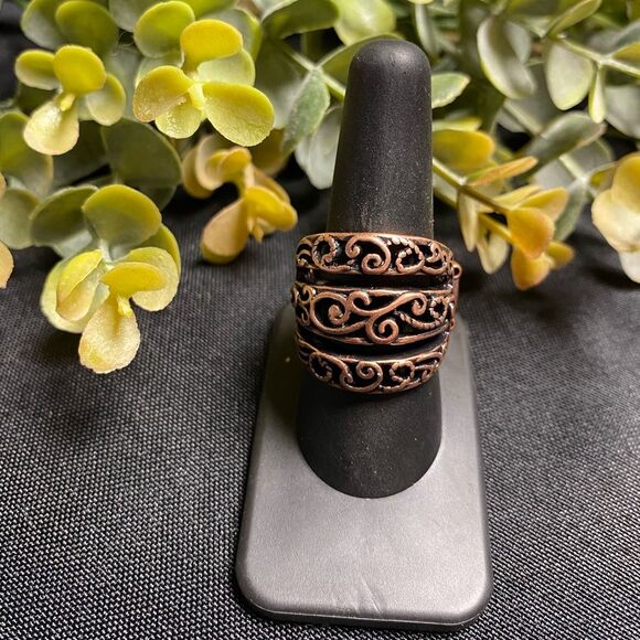 Frilled To Be Here Copper Ring (99) - Picture 3 of 3
